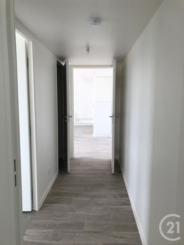 Afficher la photo en grand Appartement F3 à louer - 3 pièces - 57,90 m2 - Rouen - 76 - HAUTE-NORMANDIE