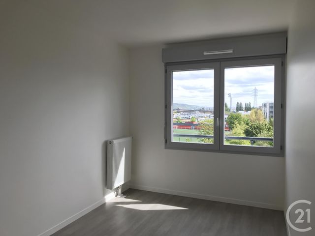 Afficher la photo en grand Appartement F3 à louer - 3 pièces - 57,90 m2 - Rouen - 76 - HAUTE-NORMANDIE