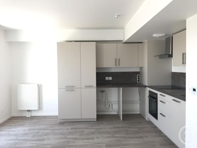Afficher la photo en grand Appartement F3 à louer - 3 pièces - 57,90 m2 - Rouen - 76 - HAUTE-NORMANDIE