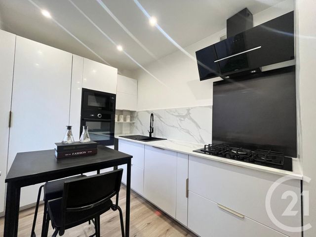 Maison à louer - 3 pièces - 76 m2 - Rouen - 76 - HAUTE-NORMANDIE