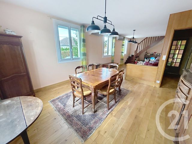 Maison à vendre - 7 pièces - 125,16 m2 - St Etienne Du Rouvray - 76 - HAUTE-NORMANDIE