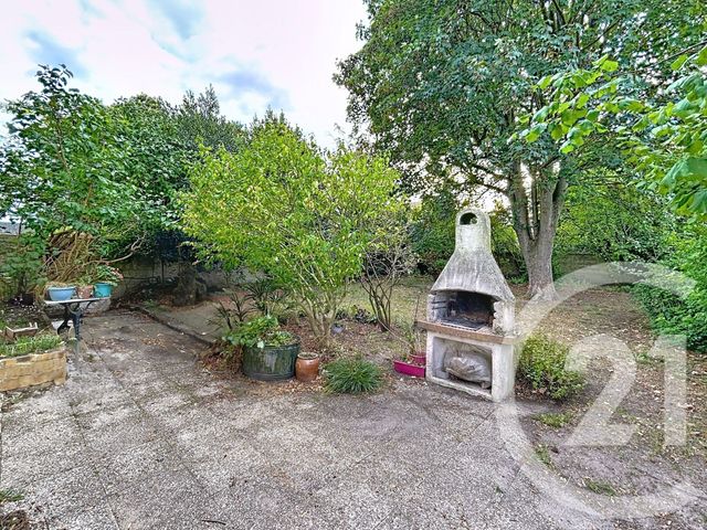 Maison à vendre - 7 pièces - 125,16 m2 - St Etienne Du Rouvray - 76 - HAUTE-NORMANDIE