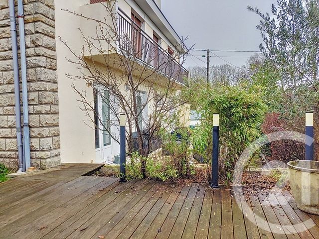 Afficher la photo en grand Immeuble à vendre - 205 m2 - St Etienne Du Rouvray - 76 - HAUTE-NORMANDIE
