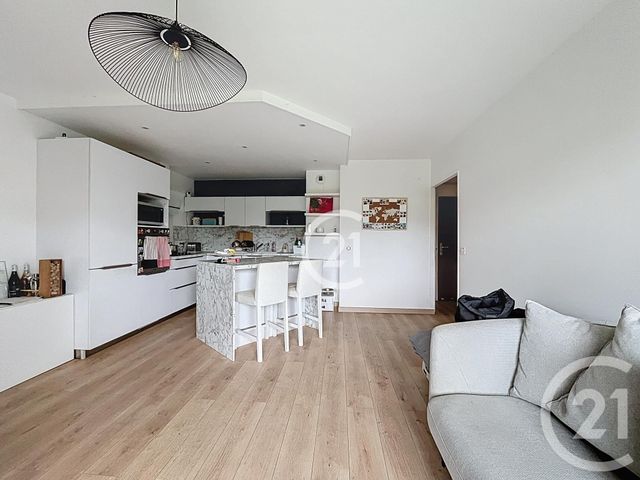 Afficher la photo en grand Appartement F3 à louer - 3 pièces - 57,56 m2 - Le Petit Quevilly - 76 - HAUTE-NORMANDIE