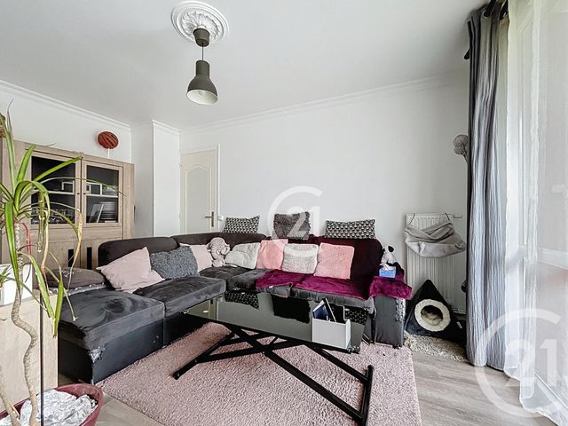 Appartement F4 à louer - 4 pièces - 66 m2 - Le Petit Quevilly - 76 - HAUTE-NORMANDIE