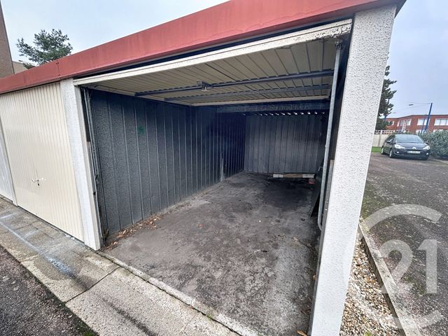 Appartement F5 à vendre - 5 pièces - 103,63 m2 - Sotteville Les Rouen - 76 - HAUTE-NORMANDIE