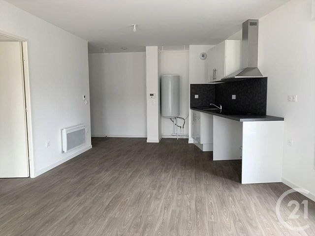 Appartement T2 à louer - 2 pièces - 46,85 m2 - Sotteville Les Rouen - 76 - HAUTE-NORMANDIE