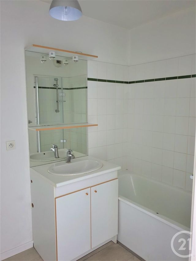Appartement F3 à louer - 3 pièces - 63 m2 - Rouen - 76 - HAUTE-NORMANDIE