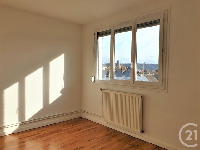 Appartement F3 &agrave; louer - 3 pi&egrave;ces - 67,97 m2 - Sotteville Les Rouen - 76 - HAUTE-NORMANDIE