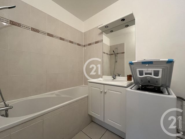 Appartement F2 &agrave; louer - 2 pi&egrave;ces - 38 m2 - Rouen - 76 - HAUTE-NORMANDIE