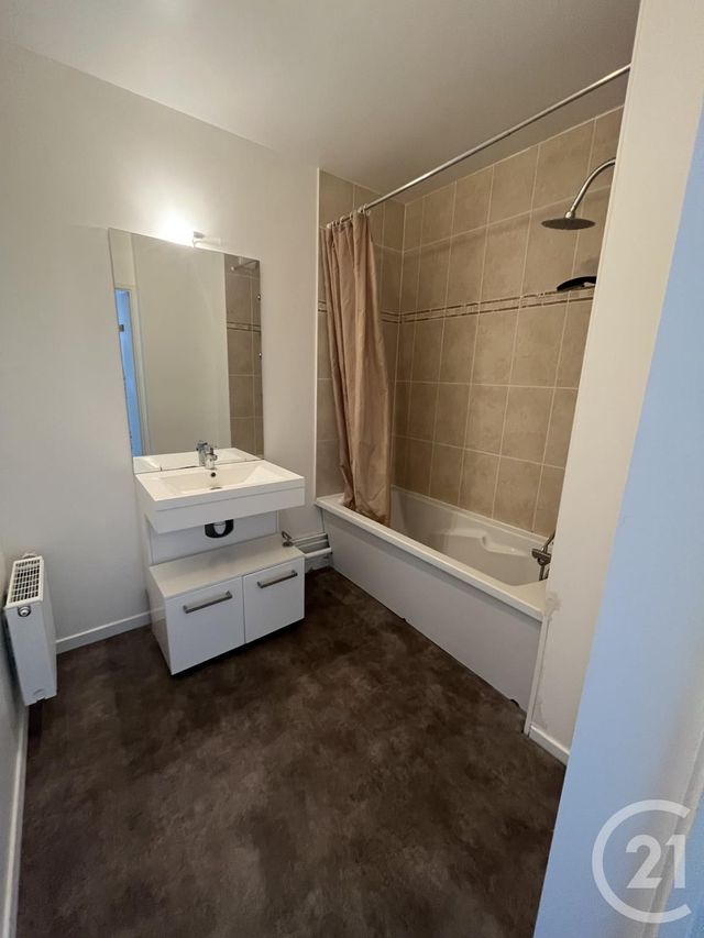 Appartement F3 &agrave; louer - 3 pi&egrave;ces - 58 m2 - St Etienne Du Rouvray - 76 - HAUTE-NORMANDIE