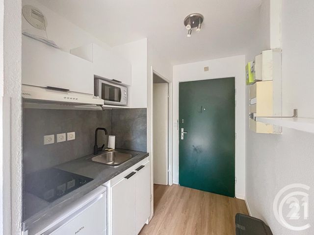 Appartement Studio &agrave; louer - 1 pi&egrave;ce - 17,14 m2 - Rouen - 76 - HAUTE-NORMANDIE