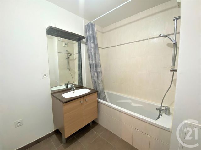Appartement F3 &agrave; vendre - 3 pi&egrave;ces - 68 m2 - Le Petit Quevilly - 76 - HAUTE-NORMANDIE