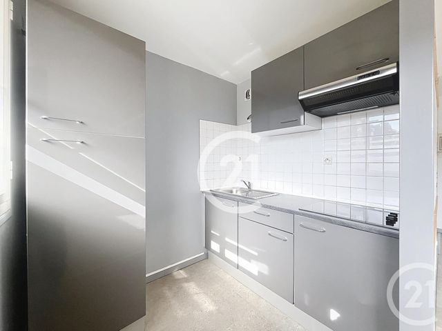Appartement F1 &agrave; louer - 1 pi&egrave;ce - 27 m2 - Rouen - 76 - HAUTE-NORMANDIE