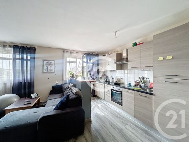 Appartement F3 à vendre - 3 pièces - 57 m2 - Le Mesnil Esnard - 76 - HAUTE-NORMANDIE