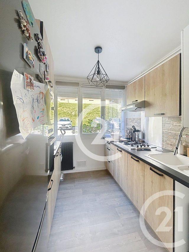 Appartement F3 à vendre - 3 pièces - 55,65 m2 - Darnetal - 76 - HAUTE-NORMANDIE