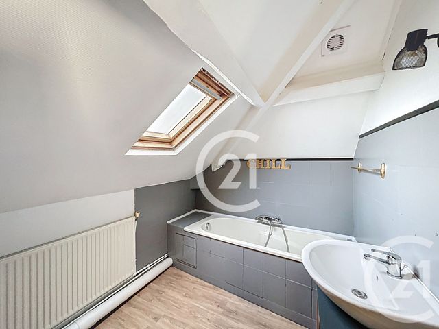 Appartement F3 à vendre - 3 pièces - 44 m2 - Le Mesnil Esnard - 76 - HAUTE-NORMANDIE