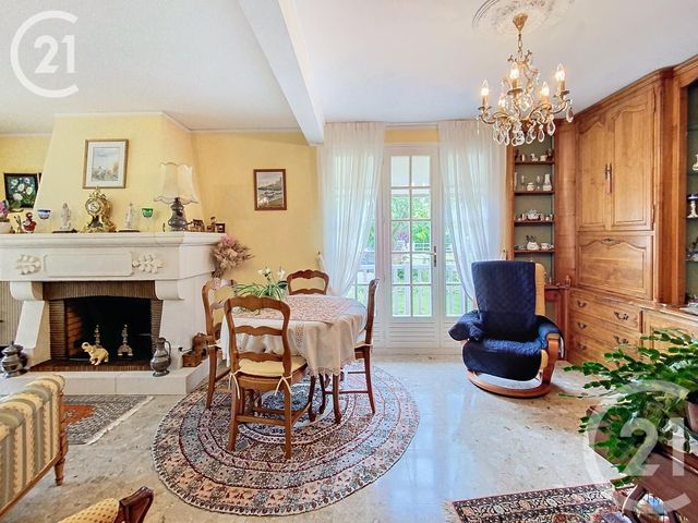 Afficher la photo en grand Maison à vendre - 6 pièces - 152,46 m2 - St Martin De Boscherville - 76 - HAUTE-NORMANDIE