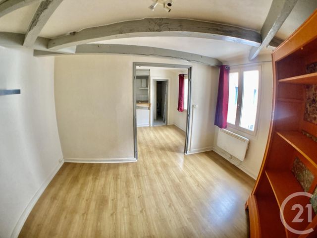 Afficher la photo en grand Appartement à vendre - 3 pièces - 37 m2 - ROUEN - 76 - HAUTE-NORMANDIE