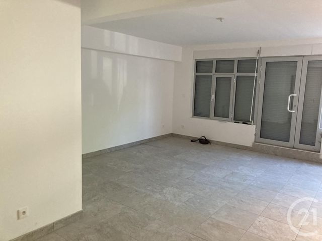 Afficher la photo en grand Local à vendre - 1 pièce - 38,37 m2 - ROUEN - 76 - HAUTE-NORMANDIE