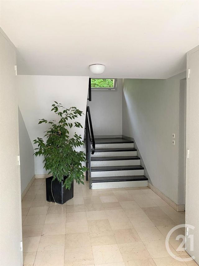 Appartement F4 à vendre - 4 pièces - 72,43 m2 - BONSECOURS - 76 - HAUTE-NORMANDIE Appartement F4 à vendre - 4 pièces - 72,43 m2 - BONSECOURS - 76 - HAUTE-NORMANDIE