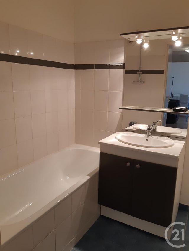 Appartement F2 à louer - 2 pièces - 48 m2 - ROUEN - 76 - HAUTE-NORMANDIE Appartement F2 à louer - 2 pièces - 48 m2 - ROUEN - 76 - HAUTE-NORMANDIE