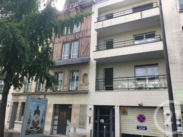 Afficher la photo en grand Appartement F3 à louer - 3 pièces - 66,07 m2 - ROUEN - 76 - HAUTE-NORMANDIE
