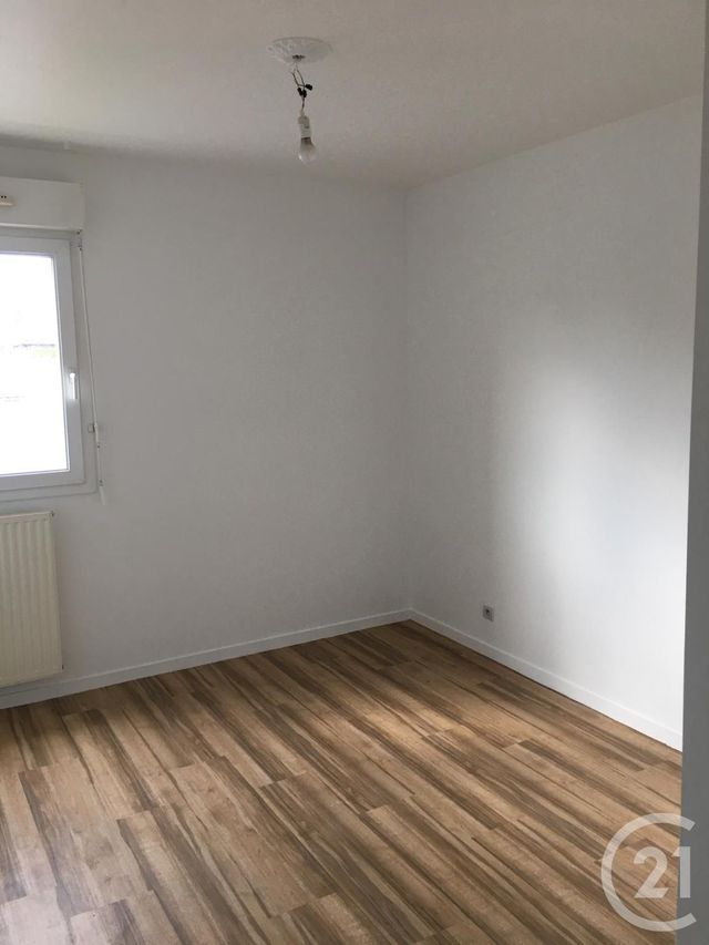Afficher la photo en grand Appartement F3 à louer - 3 pièces - 66,07 m2 - ROUEN - 76 - HAUTE-NORMANDIE