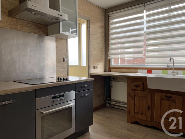 Afficher la photo en grand Appartement F4 à vendre - 4 pièces - 79,40 m2 - ROUEN - 76 - HAUTE-NORMANDIE