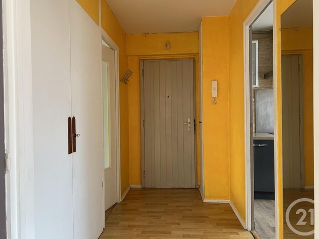 Afficher la photo en grand Appartement F4 à vendre - 4 pièces - 79,40 m2 - ROUEN - 76 - HAUTE-NORMANDIE