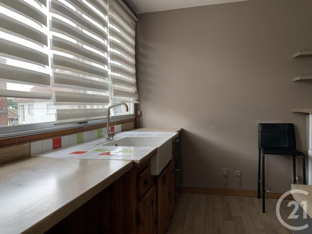 Afficher la photo en grand Appartement F4 à vendre - 4 pièces - 79,40 m2 - ROUEN - 76 - HAUTE-NORMANDIE