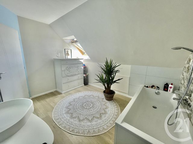 Afficher la photo en grand Maison à vendre - 6 pièces - 145 m2 - BOOS - 76 - HAUTE-NORMANDIE