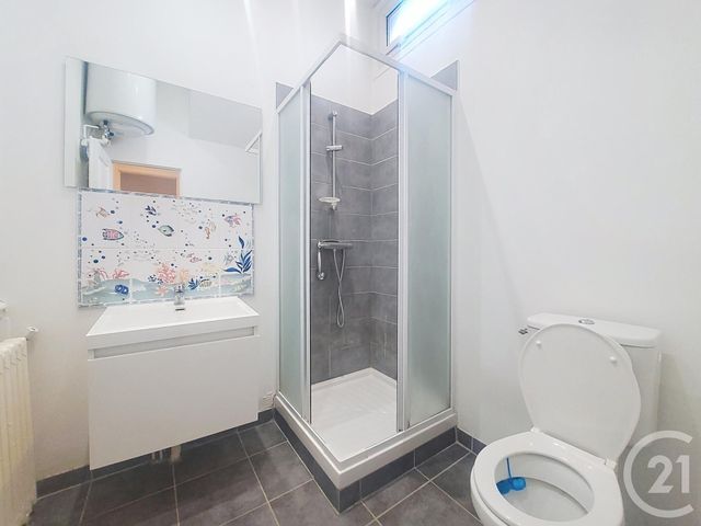 Appartement &agrave; louer - 2 pi&egrave;ces - 31,95 m2 - Rouen - 76 - HAUTE-NORMANDIE