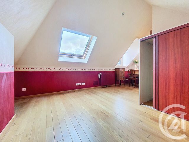 Afficher la photo en grand Maison à vendre - 7 pièces - 145 m2 - Bihorel - 76 - HAUTE-NORMANDIE