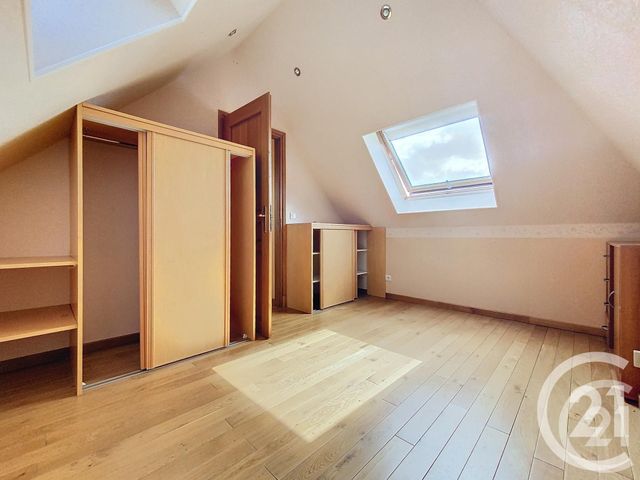 Afficher la photo en grand Maison à vendre - 7 pièces - 145 m2 - Bihorel - 76 - HAUTE-NORMANDIE