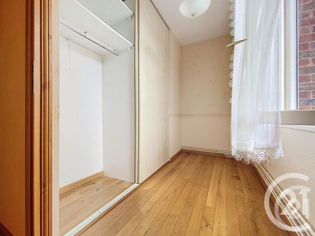 Afficher la photo en grand Maison à vendre - 7 pièces - 145 m2 - Bihorel - 76 - HAUTE-NORMANDIE