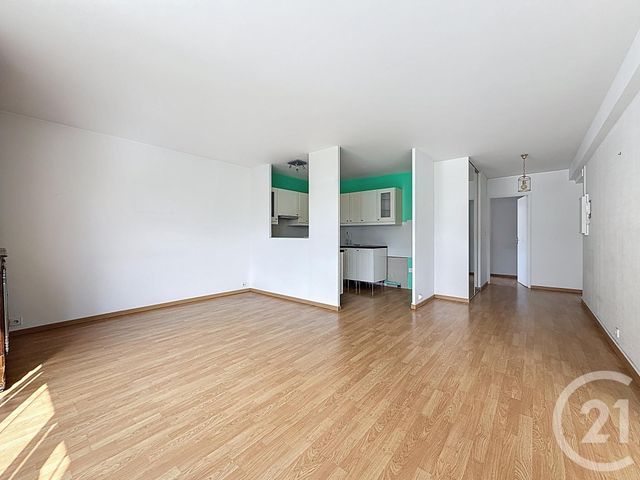 Afficher la photo en grand Appartement F3 à vendre - 3 pièces - 74,54 m2 - Rouen - 76 - HAUTE-NORMANDIE