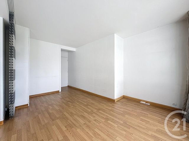 Afficher la photo en grand Appartement F3 à vendre - 3 pièces - 74,54 m2 - Rouen - 76 - HAUTE-NORMANDIE