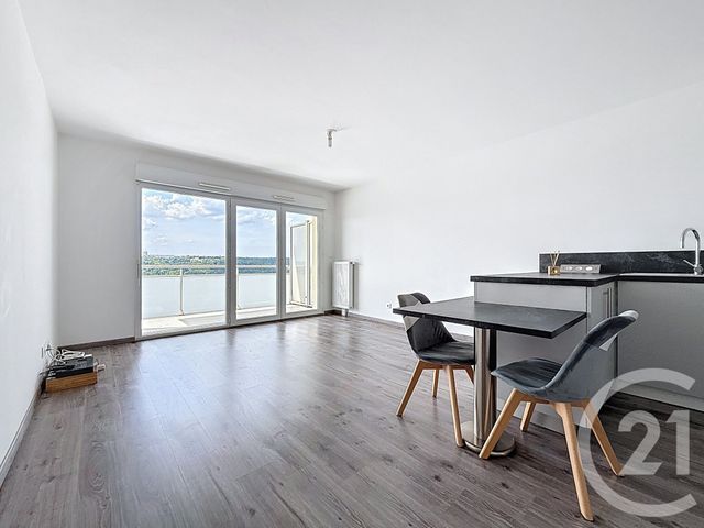 Appartement F3 à vendre - 3 pièces - 62,60 m2 - Deville Les Rouen - 76 - HAUTE-NORMANDIE