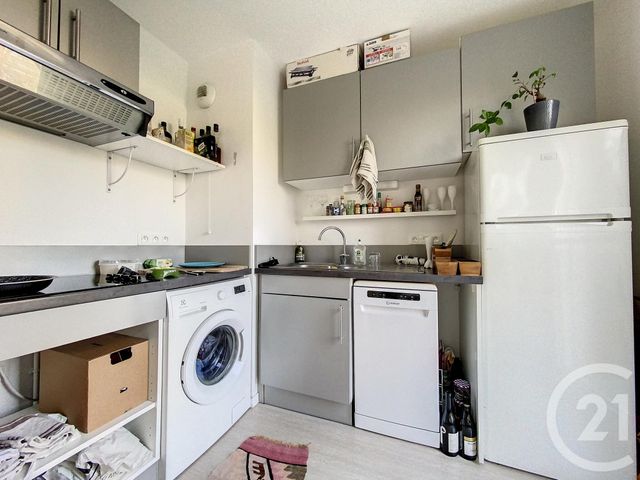 Appartement F3 à vendre - 3 pièces - 56,78 m2 - Mont St Aignan - 76 - HAUTE-NORMANDIE