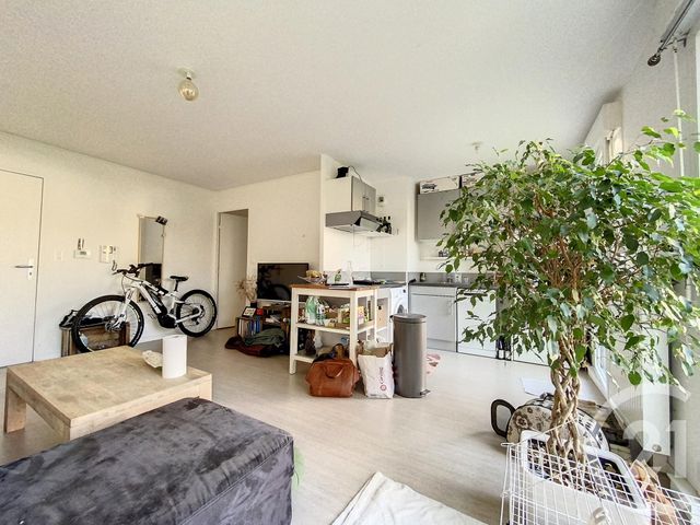 Appartement F3 à vendre - 3 pièces - 56,78 m2 - Mont St Aignan - 76 - HAUTE-NORMANDIE