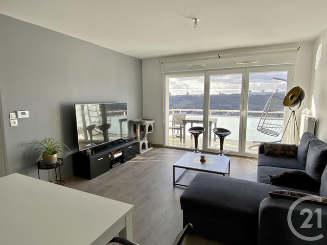 Appartement F3 à louer - 3 pièces - 62,60 m2 - Deville Les Rouen - 76 - HAUTE-NORMANDIE