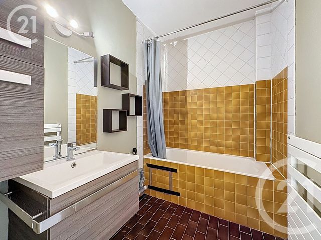 Appartement T3 à vendre - 3 pièces - 57,43 m2 - Rouen - 76 - HAUTE-NORMANDIE