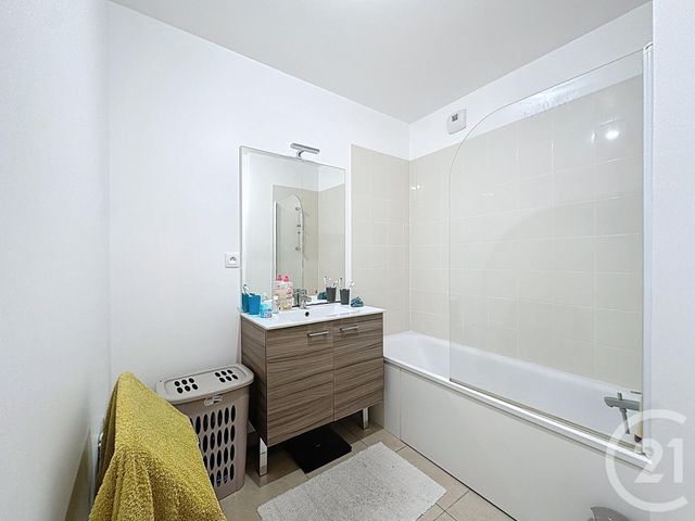 Appartement F3 &agrave; vendre - 3 pi&egrave;ces - 61,55 m2 - Deville Les Rouen - 76 - HAUTE-NORMANDIE