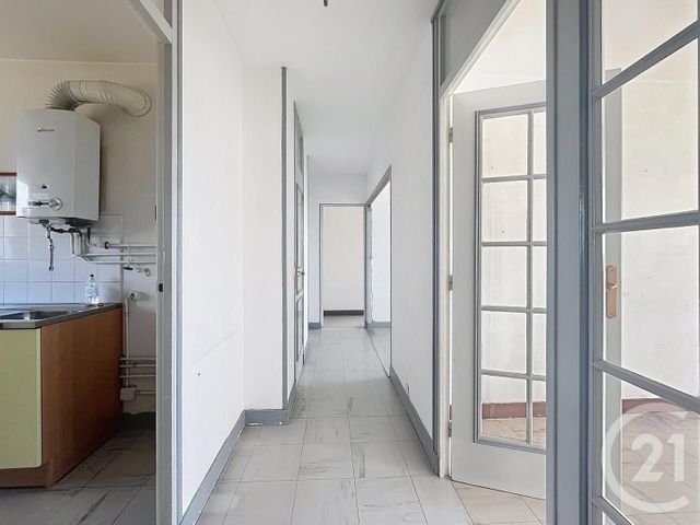 Appartement F5 à vendre - 4 pièces - 72 m2 - Bihorel - 76 - HAUTE-NORMANDIE