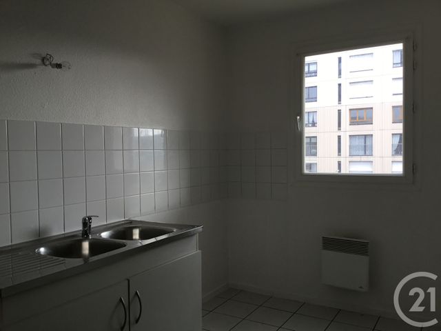 Appartement F3 à louer - 3 pièces - 77 m2 - Rouen - 76 - HAUTE-NORMANDIE