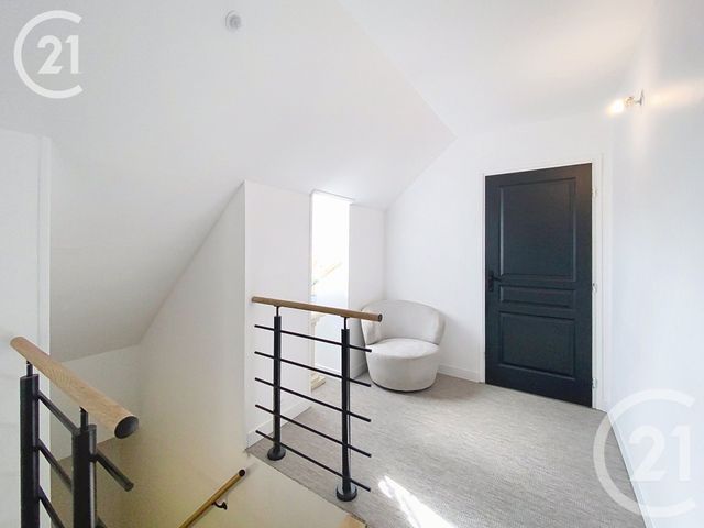 Afficher la photo en grand Maison à vendre - 7 pièces - 210,18 m2 - Isneauville - 76 - HAUTE-NORMANDIE