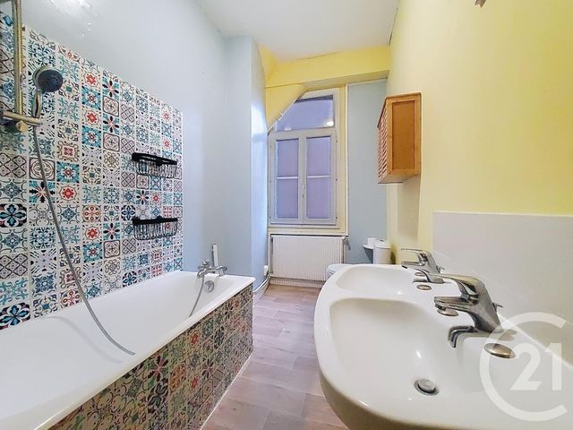 Appartement T5 à louer - 5 pièces - 122,87 m2 - Rouen - 76 - HAUTE-NORMANDIE