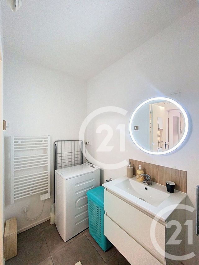 Appartement F1 à louer - 1 pièce - 32,67 m2 - Deville Les Rouen - 76 - HAUTE-NORMANDIE