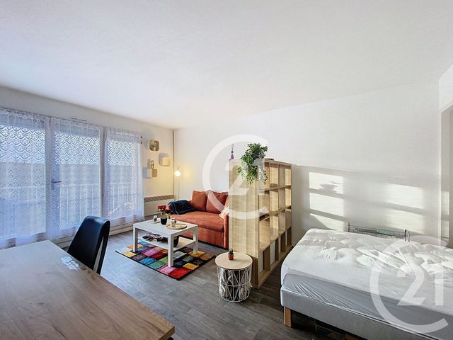 Appartement F1 à louer - 1 pièce - 32,67 m2 - Deville Les Rouen - 76 - HAUTE-NORMANDIE